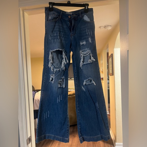 Uniq By Litz - Picture 1 of 3